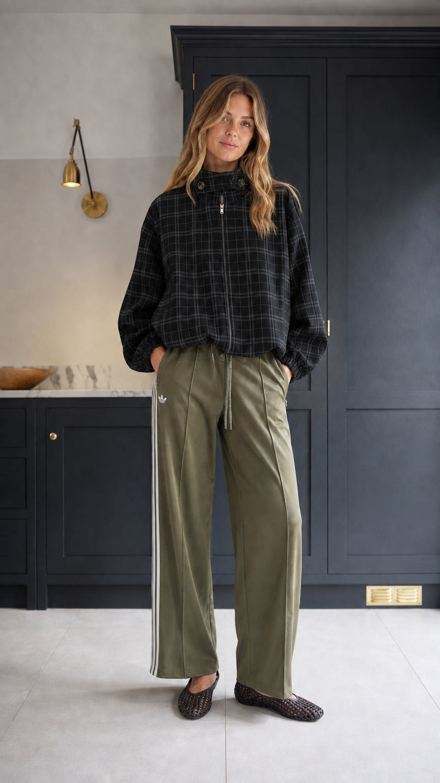 Women's black plaid zip-up stand collar blouson jacket